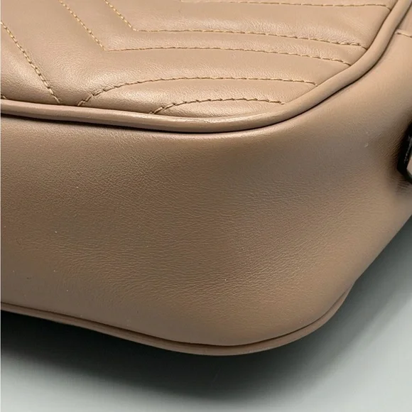 Gucci Small Marmot Camera Crossbody - Picture 5 of 14